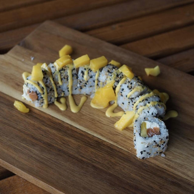 Summer Roll mit Mango und Mango Sauce