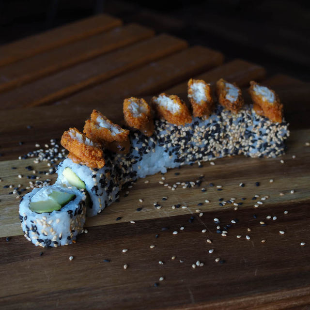 Crispy Chicken Roll mit Crispy Chicken on Top